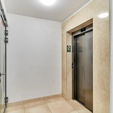 Pulaskiego By Renters Appartement