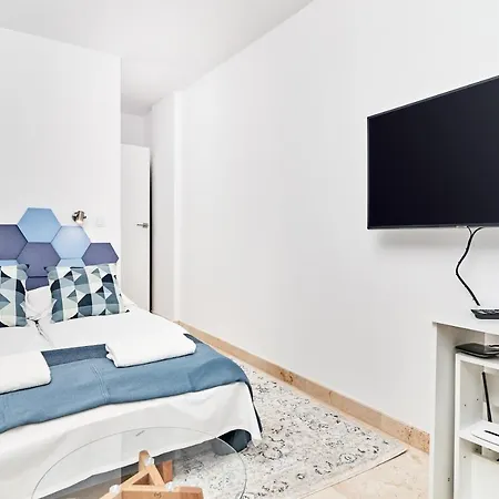 Pulaskiego By Renters *