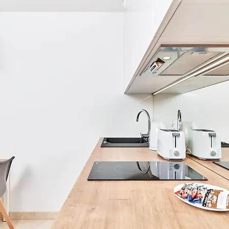 Pulaskiego By Renters *