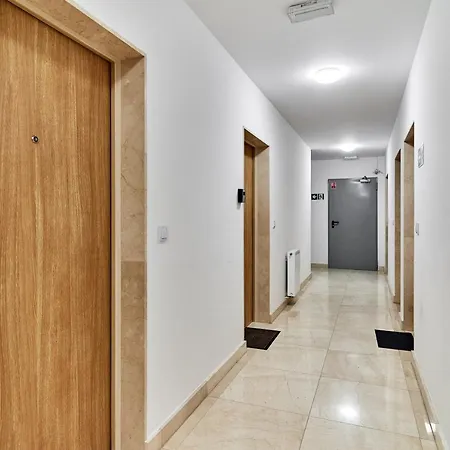 Pulaskiego By Renters Apartment Breslau