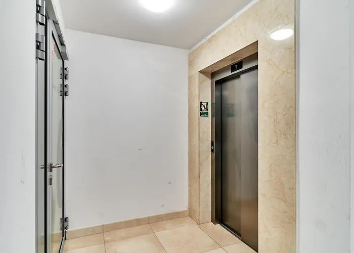 Pulaskiego By Renters Apartment