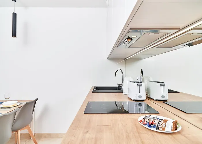 Pulaskiego By Renters *