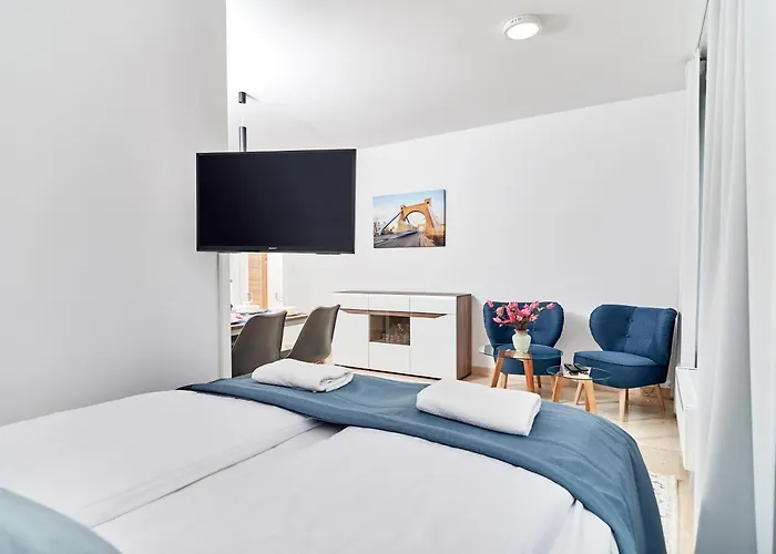 Pulaskiego By Renters * Breslau